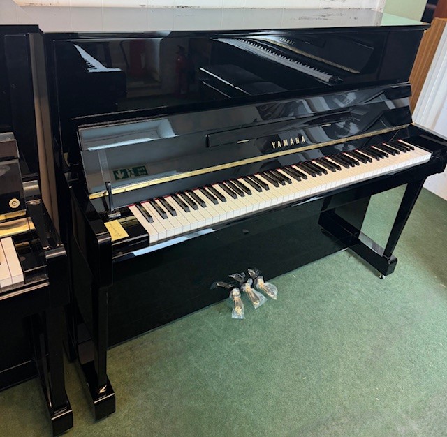 Yamaha YS3